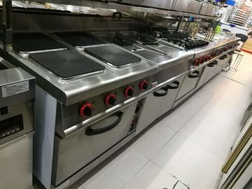 Queimador comercial do fogão de gás 4 do equipamento ocidental da cozinha com para baixo o forno 700*700*850+70mm